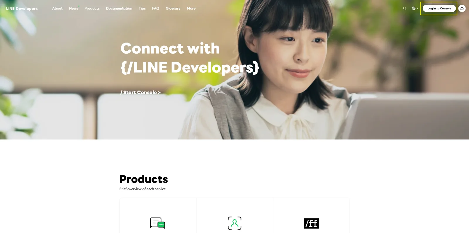 前往 LINE Developers 點擊 Console 並以個人 LINE 帳號登入